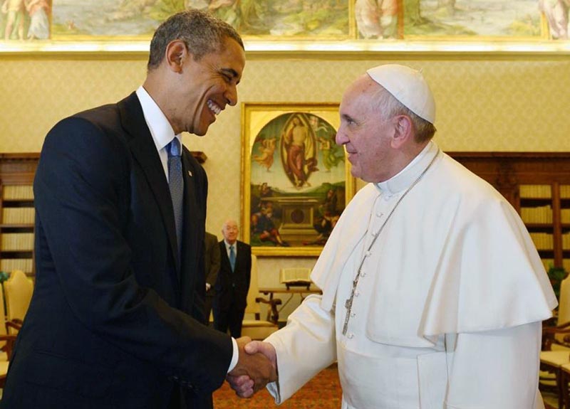 США и Ватикан: политика принуждения и контроль над умами