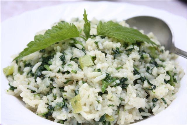 Крапива с рисом Крапива с рисом