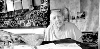 Нищий миллионер отдаёт деньги бедным Асгат Галимзянов