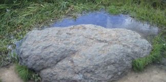 Может ли Бог сотворить такой камень, который не сможет поднять?