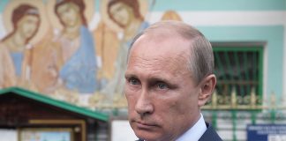 Путин предложил запретить относить цитаты Библии и Корана к экстремизму Путин предложил запретить относить цитаты Библии и Корана к экстремизму
