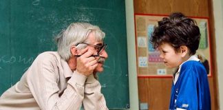 Какими качествами должен обладать настоящий учитель? Какими качествами должен обладать настоящий учитель?