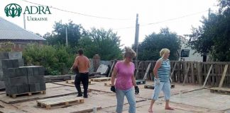 Адвентисты восстановили десять разрушенных домов на Донбассе Адвентисты восстановили десять разрушенных домов на Донбассе