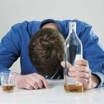 Алкоголь – отличный растворитель