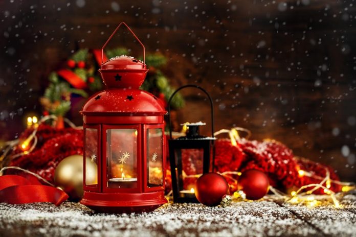С наступающим Новым годом! С наступающим Новым годом!