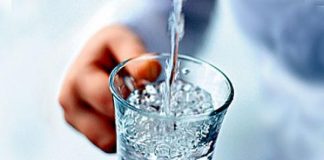Стакан воды