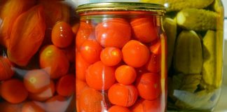 Помидорки — пальчики оближешь