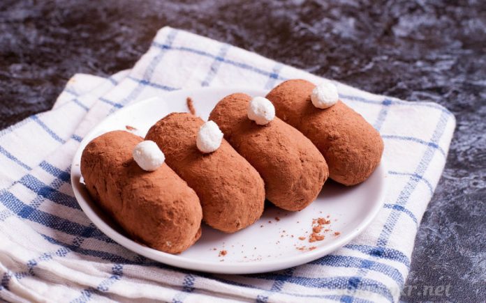 Small chocolate cake. Sweet Cake "Potato"