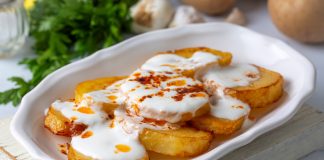 Картофель под соусом