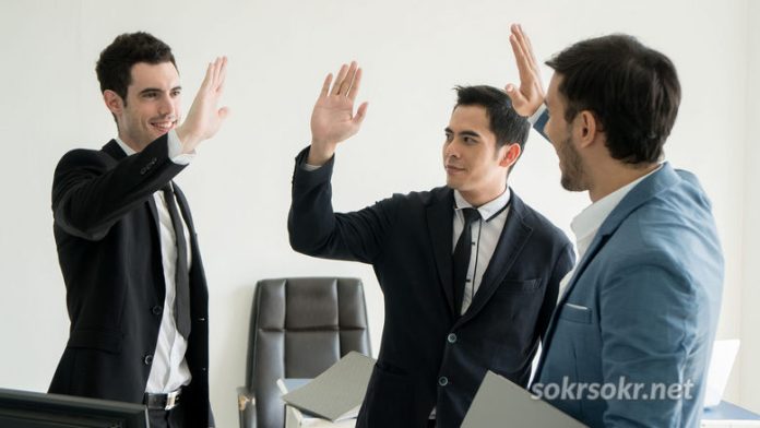 не подводи коллектив
